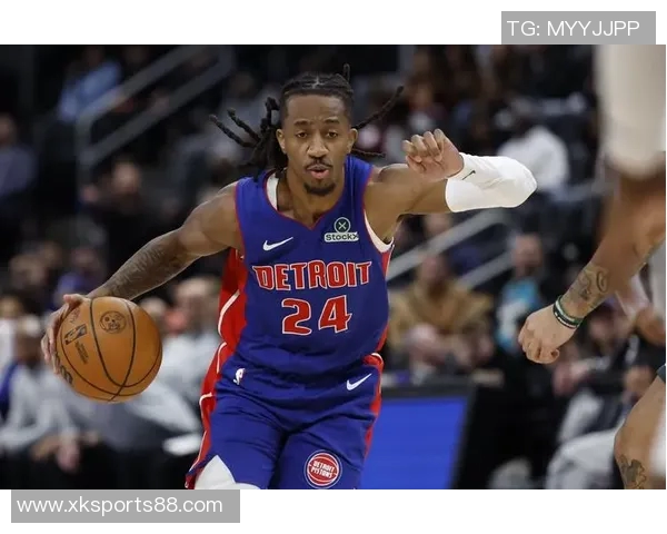 詹金斯关键时刻果断出手三分绝平展现不设限的篮球精神 詹金斯关键时刻果断出手三分绝平展现不设限的篮球精神