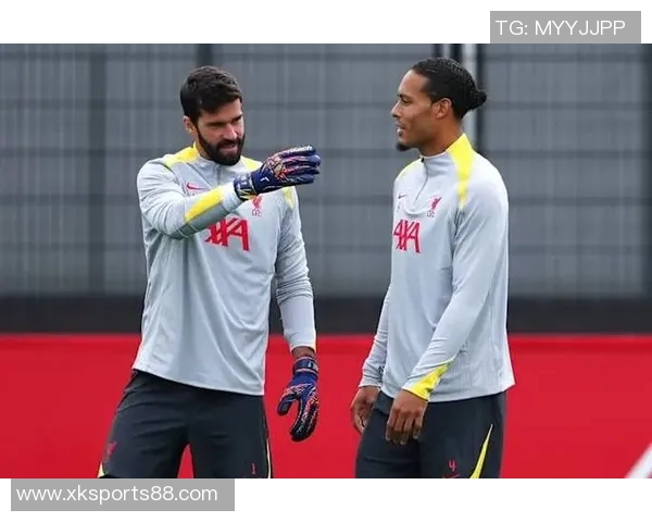 新援格伊抵达曼彻斯特预计今日完成体检开启新征程 新援格伊抵达曼彻斯特预计今日完成体检开启新征程